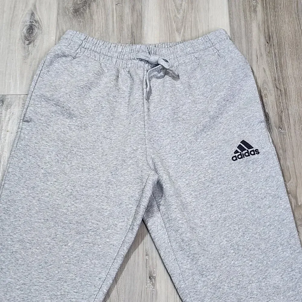 Adidas Pants Men's Small Gray Essentials Fleece Regular Tapered